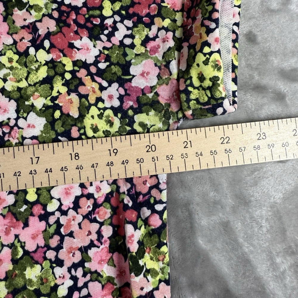 Crown & Ivy Top Women's Crew Neck Tee Cuffed Sleeve Size XS Floral - Picture 7 of 8